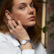 Laden Sie das Bild in den Galerie-Viewer, Abeler & Söhnle Damenarmbanduhr mit Milanaiseband