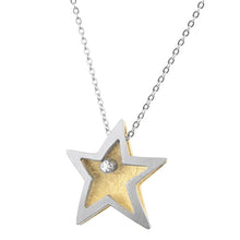 Laden Sie das Bild in den Galerie-Viewer, Kette mit Stern in Edelstahl und kleinem Brillanten